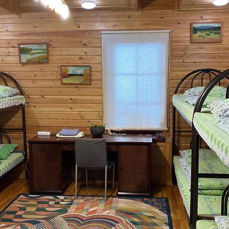 אלמטי Hostel Shymbulak מראה חיצוני תמונה